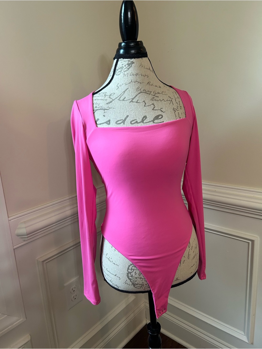 Square Neck Long-Sleeve Hot Pink Bodysuit